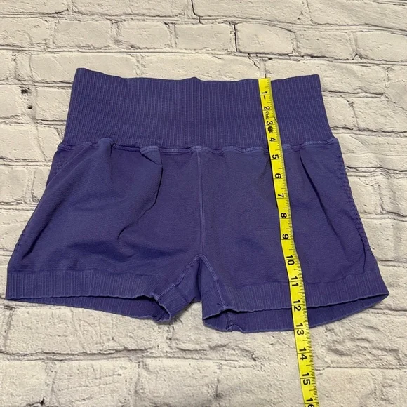 NWOT FP Movement Good Karma Running Shorts - Deep Sea - Size XL - Picture 15 of 16